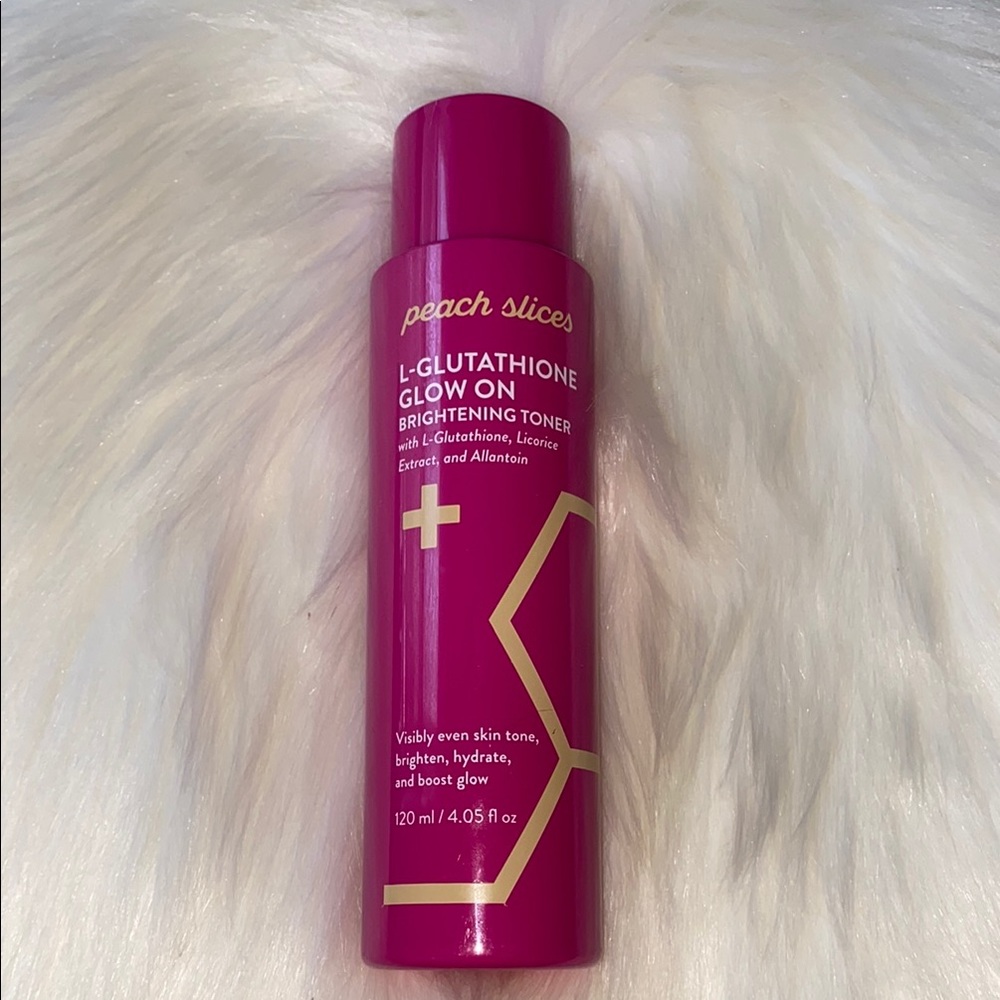 Peach Slices L-Glutathione Glow On Brightening Toner